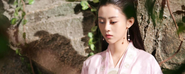 醉玲珑中殷采倩是什么人是谁演的？-1